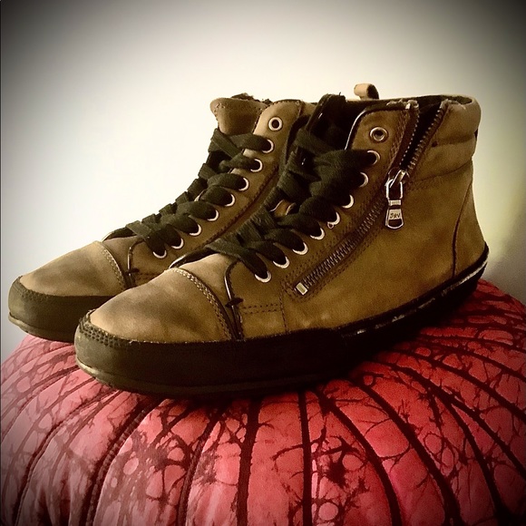 John Varvatos Genuine Leather Converse Style High Top Sneakers.  Brand New!! - Picture 2 of 5